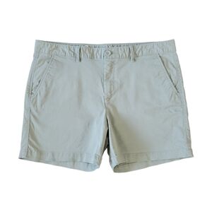 Eddie Bauer Women's Sz 12 Slightly Curvy Willit Stretch Legend Wash Shorts Beige